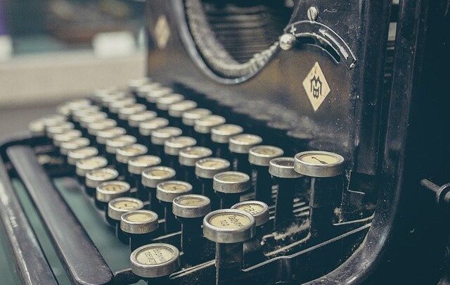 Bild einer alten Schreibmaschine